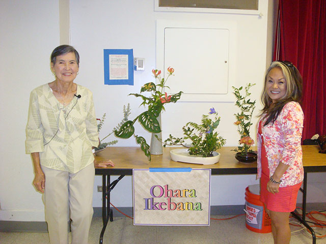 Ohara ikebana instructor Edith Tanaka and student