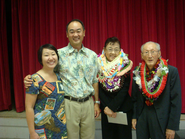 Rev. and Mrs. Saito with family