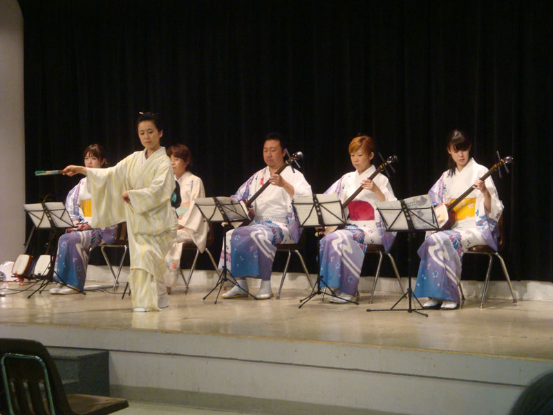 “Madoka No Kai” shamisen group performs in the Social Hall
