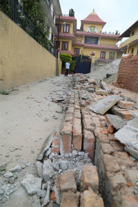 fallen bricks in front of Hongwanji Nepal
