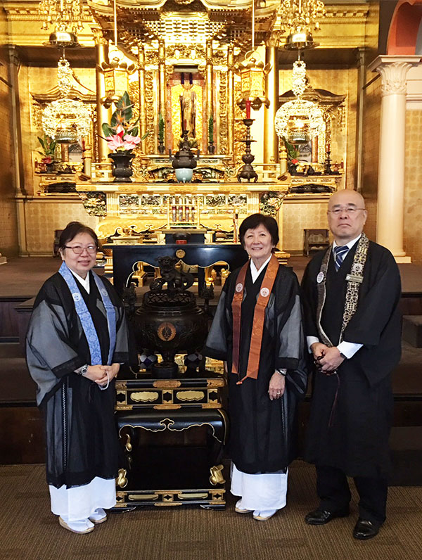 New Jodo Shinshu priests from Hawaii Betsuin