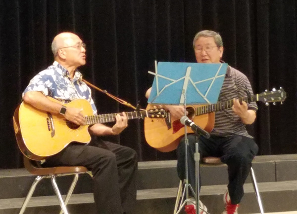 Guitarists at Hawaii Betsuin MusicFest on 4/28/19
