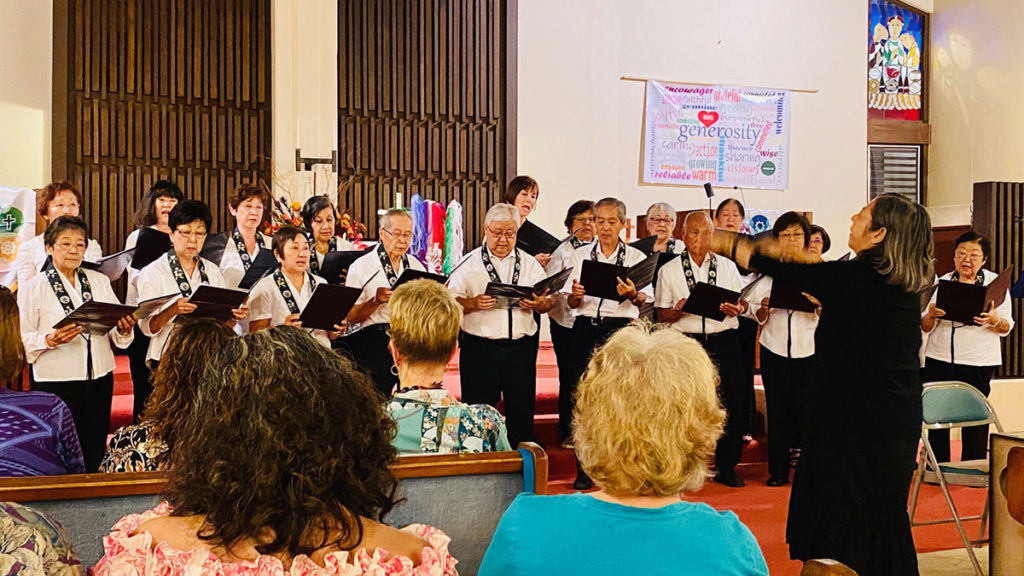Hawaii Betsuin Choir sings "Peace" at the 2019 Nuuanu Valley Interfaith Thanksgiving Service