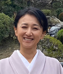 Takako Hashimoto in park setting wearing kimono